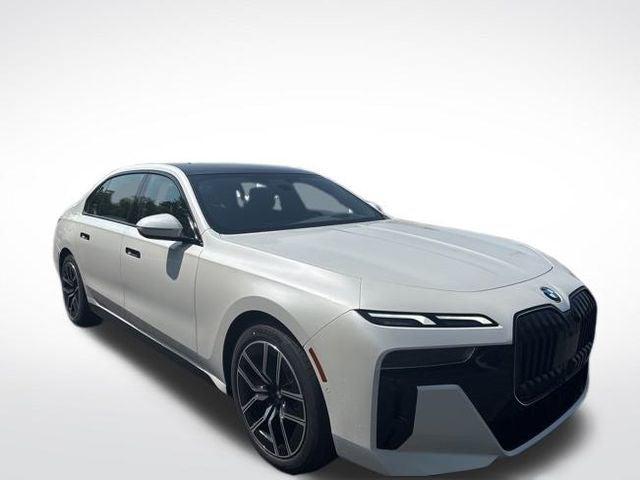 2025 BMW 740i xDrive