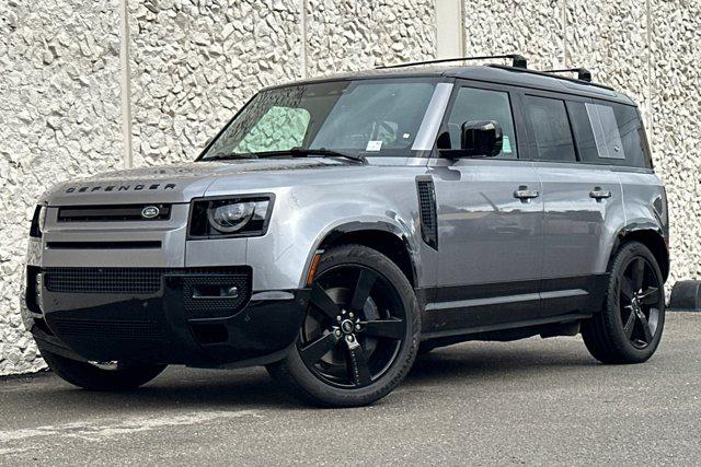 /2024 Land-Rover Defender