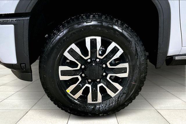 2026 GMC Sierra 3500HD Crew Cab, Long Bed, Denali Ultimate, 4WD