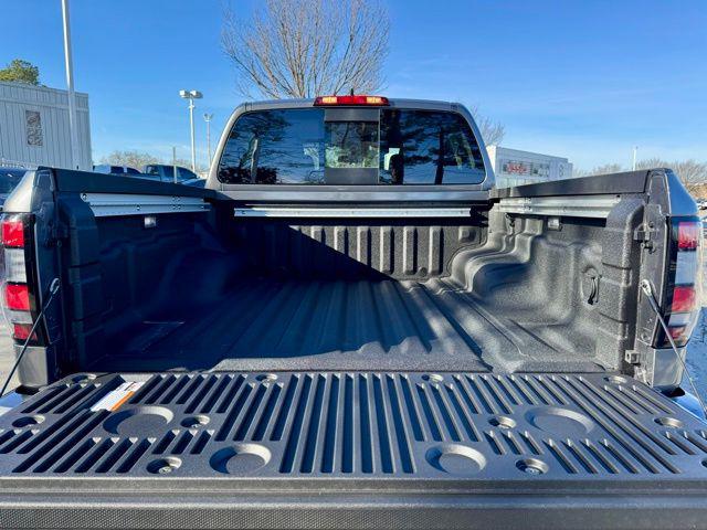 2026 Nissan Frontier Crew Cab SV 4x2
