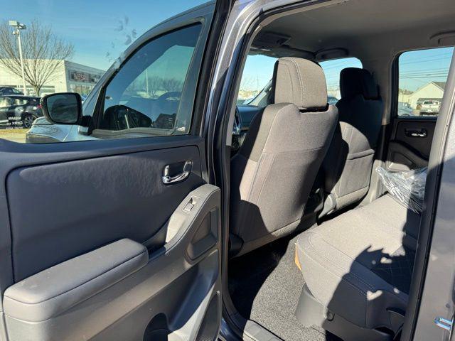 2026 Nissan Frontier Crew Cab SV 4x2