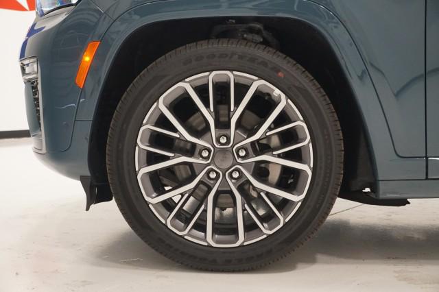 2026 Jeep Grand Cherokee L Summit 4x4