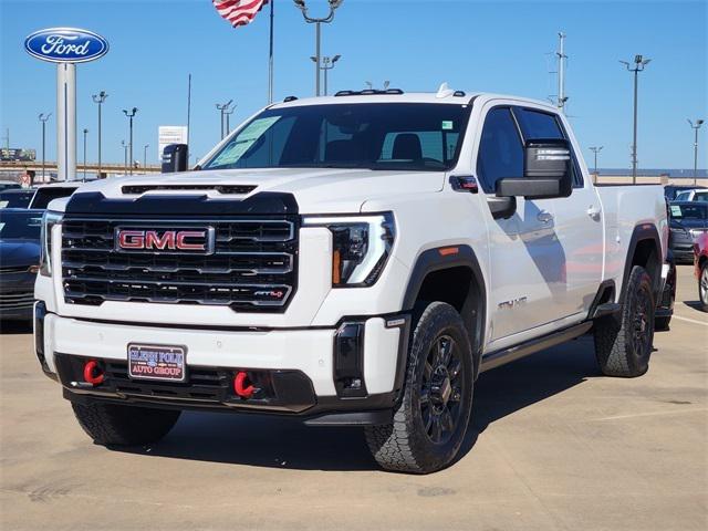 2025 GMC Sierra 2500HD 4WD Crew Cab Standard Bed AT4 2025 GMC Sierra 2500HD 4WD Crew Cab Standard Bed AT4