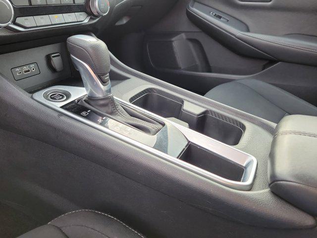 2023 Nissan Sentra SV Xtronic CVT