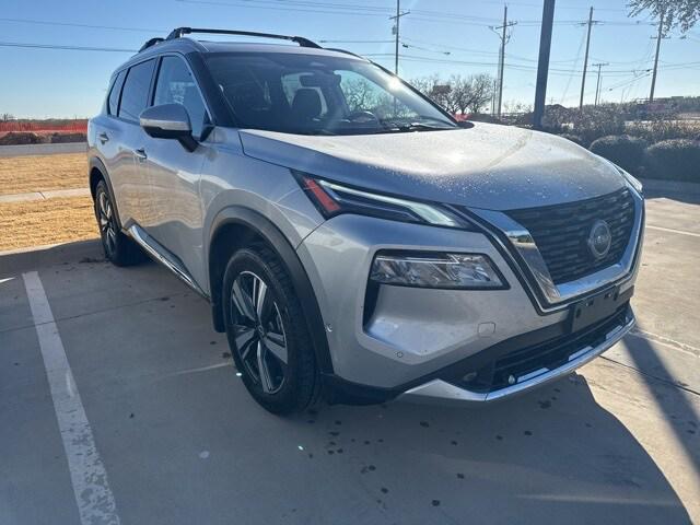 2022 Nissan Rogue Platinum FWD