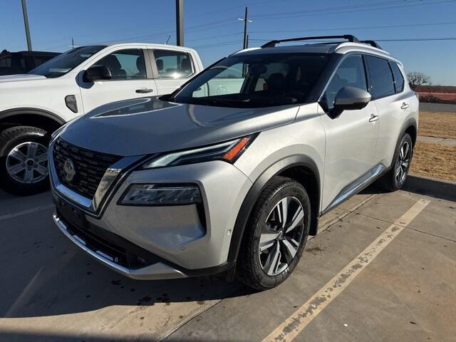 2022 Nissan Rogue Platinum FWD