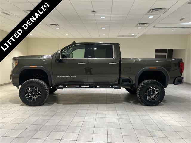 2023 GMC Sierra 2500HD 4WD Crew Cab Standard Bed Denali