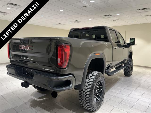 2023 GMC Sierra 2500HD 4WD Crew Cab Standard Bed Denali