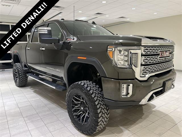 2023 GMC Sierra 2500HD 4WD Crew Cab Standard Bed Denali