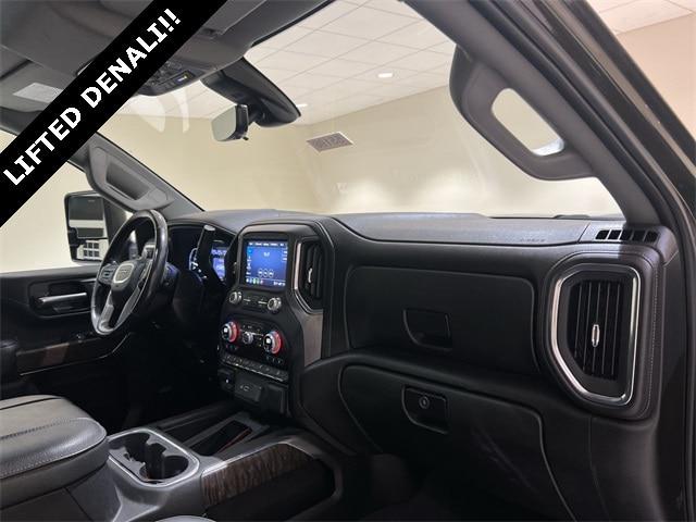 2023 GMC Sierra 2500HD 4WD Crew Cab Standard Bed Denali
