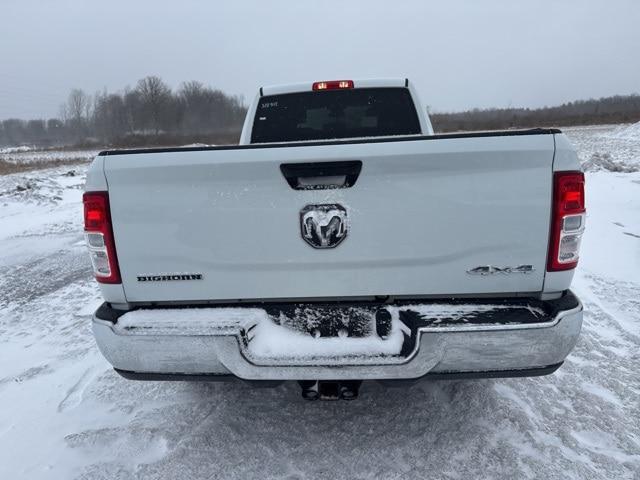 2024 Ram 3500 Big Horn Crew Cab 4x4 8' Box