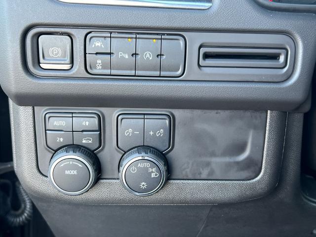 2023 Chevrolet Tahoe 4WD RST