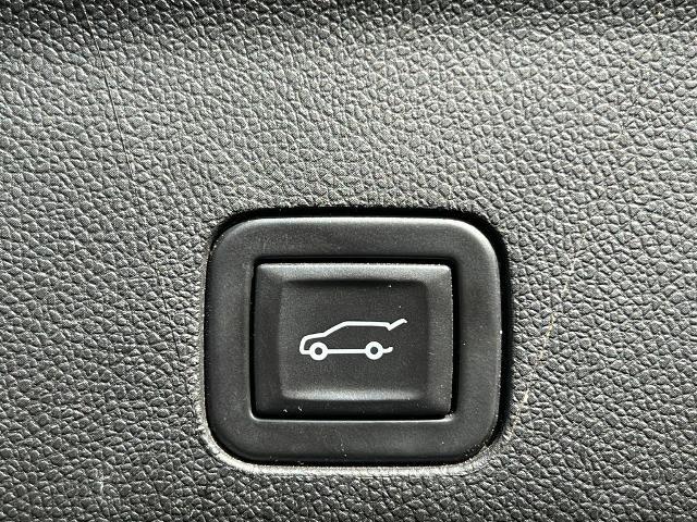 2023 Chevrolet Tahoe 4WD RST