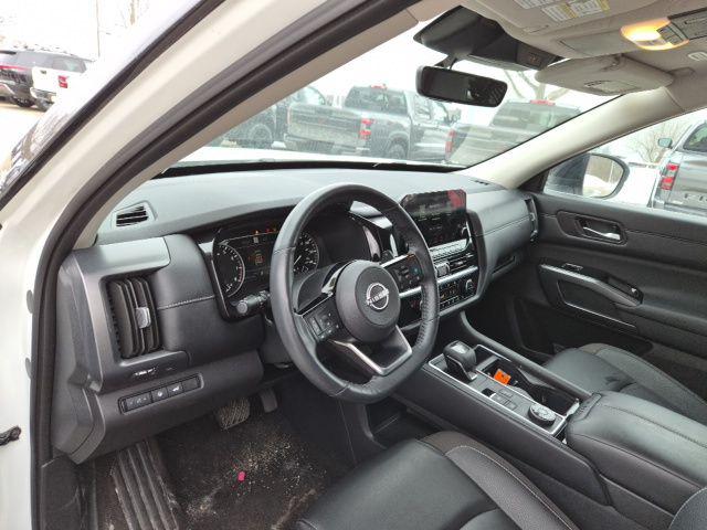 2024 Nissan Pathfinder SL 4WD