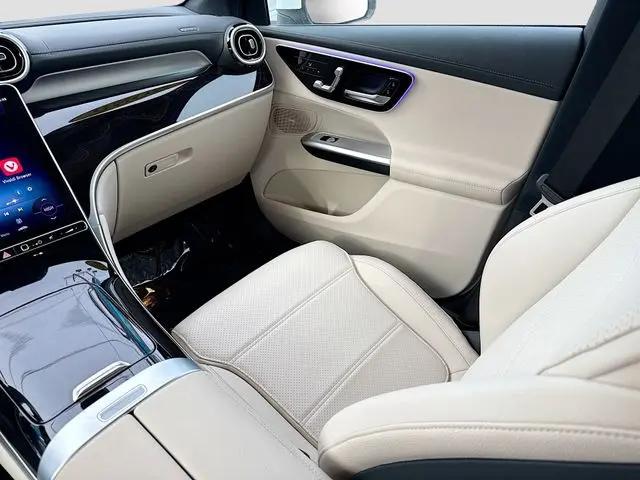 2025 Mercedes-Benz GLC 4MATIC SUV