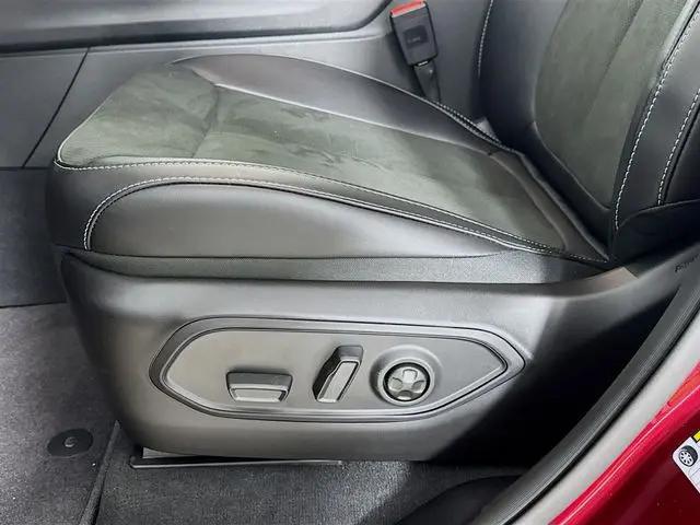 2025 Jeep Grand Cherokee L Altitude 4x4