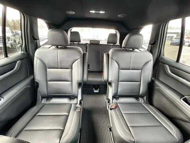 2026 GMC Acadia Elevation AWD
