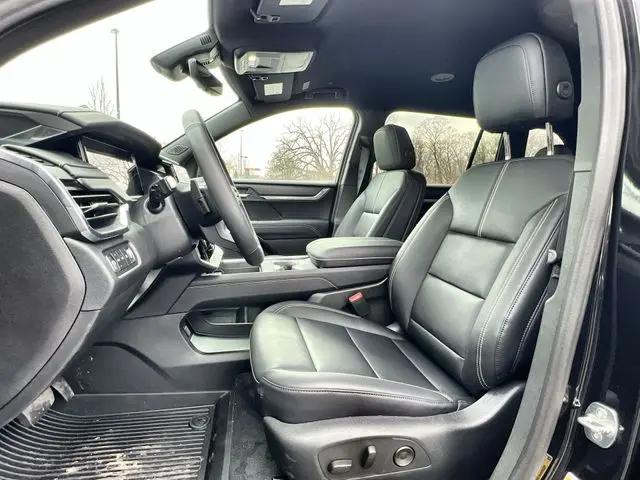 2026 GMC Acadia Elevation AWD