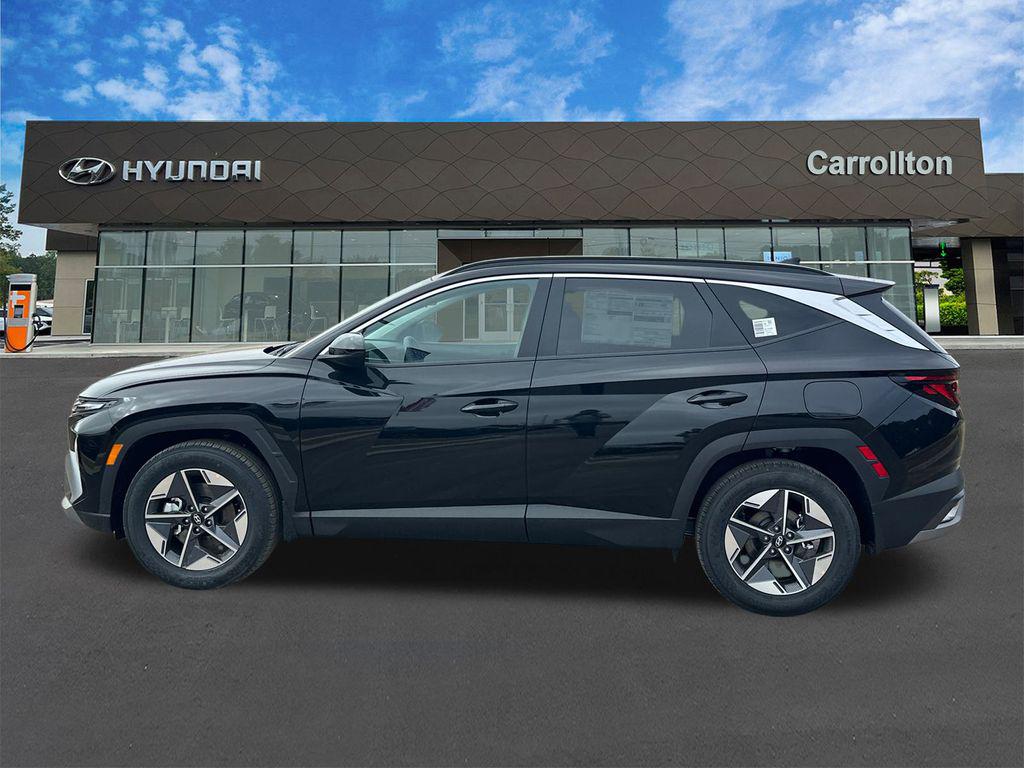 New 2026 Phantom Black HYUNDAI SEL FWD image 9