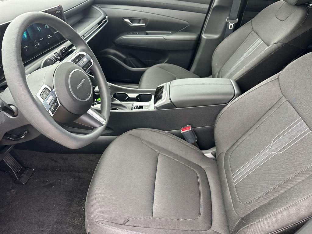 New 2026 Phantom Black HYUNDAI SEL FWD image 10