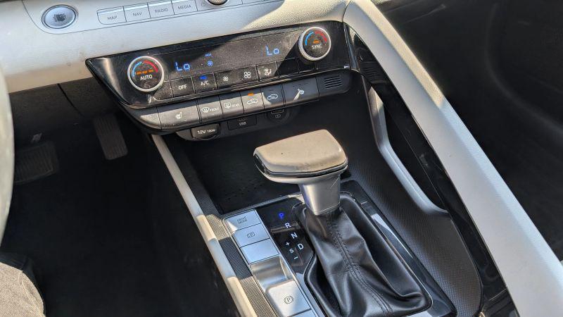2021 Hyundai Elantra Limited