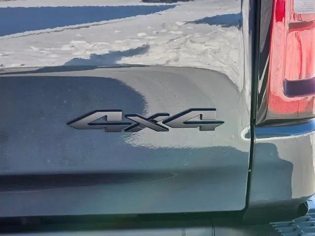 2026 Ram 1500 Big Horn Crew Cab 4x4 5'7" Box