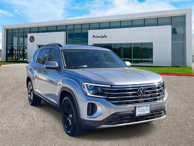 2026 Volkswagen Atlas SE with Technology