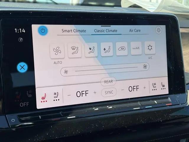 2026 Volkswagen Atlas SE with Technology