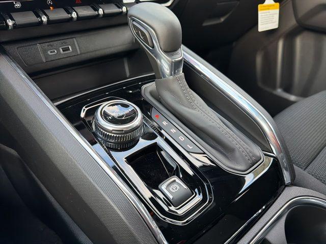 2026 GMC Canyon Elevation, 4WD