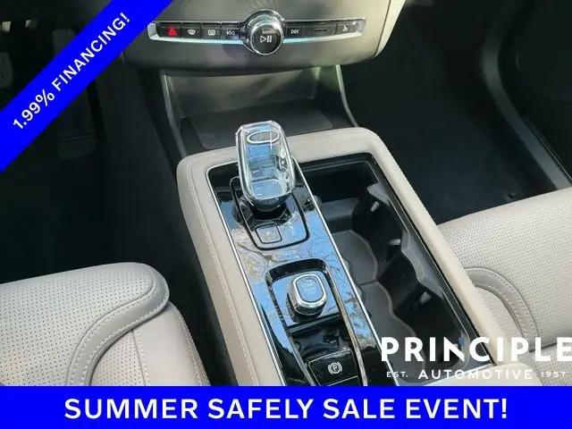 2026 Volvo XC90 Ultra, B6 AWD Gas (mild hybrid), Gasoline, Bright, 6 Seats