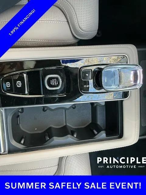 2026 Volvo XC90 Ultra, B6 AWD Gas (mild hybrid), Gasoline, Bright, 6 Seats
