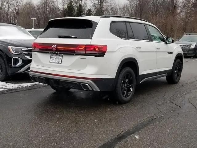 2026 Volkswagen Atlas Peak Edition