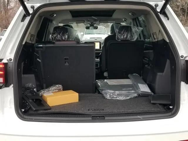 2026 Volkswagen Atlas Peak Edition