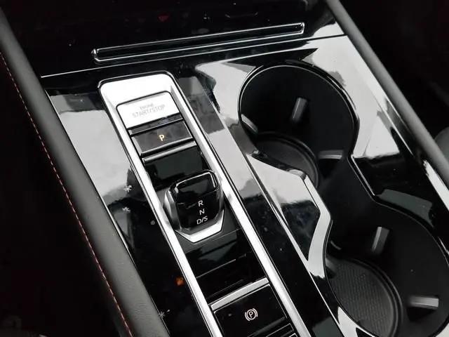 2026 Volkswagen Atlas Peak Edition