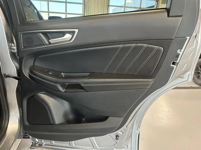 2022 Ford Edge ST