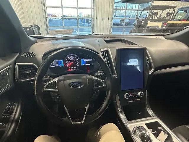 2022 Ford Edge ST