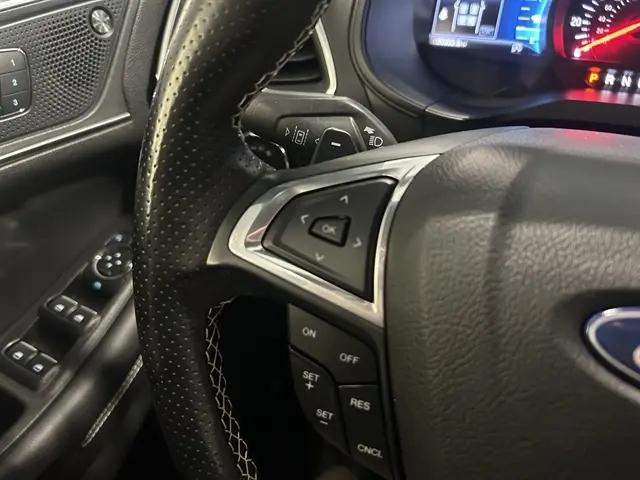 2022 Ford Edge ST