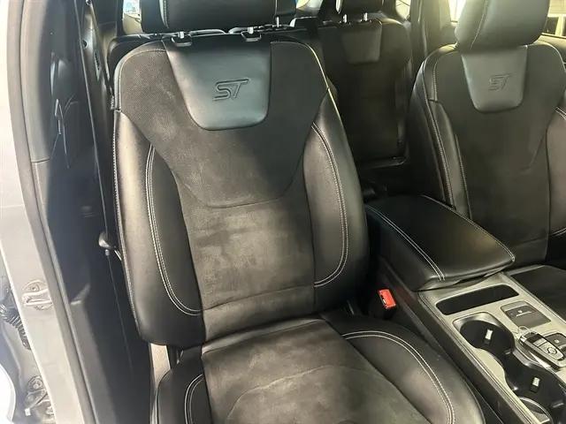 2022 Ford Edge ST
