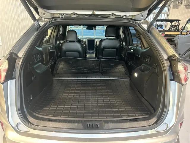 2022 Ford Edge ST