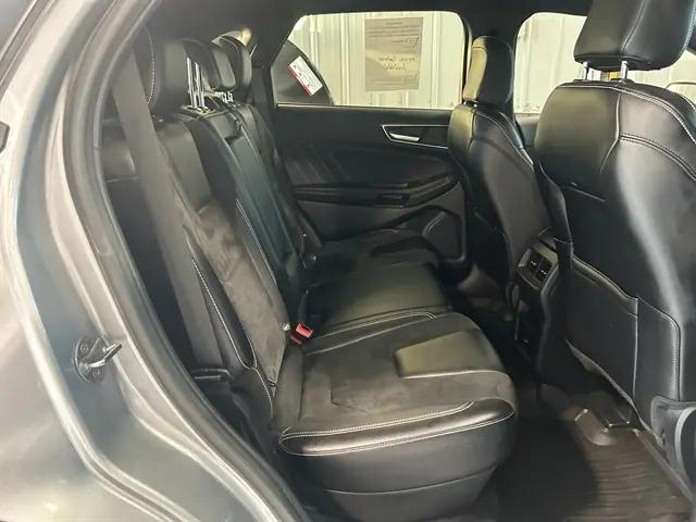 2022 Ford Edge ST