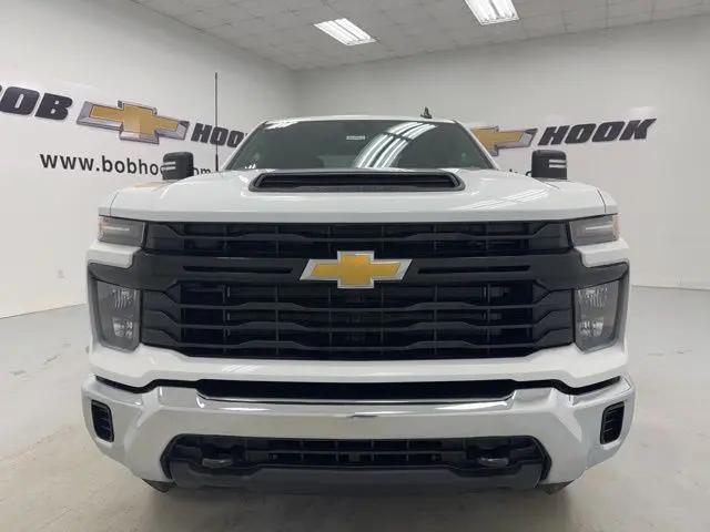 2026 Chevrolet Silverado 2500HD Double Cab, Long Bed, WT, RWD