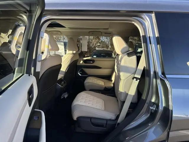 2026 Nissan Armada Platinum