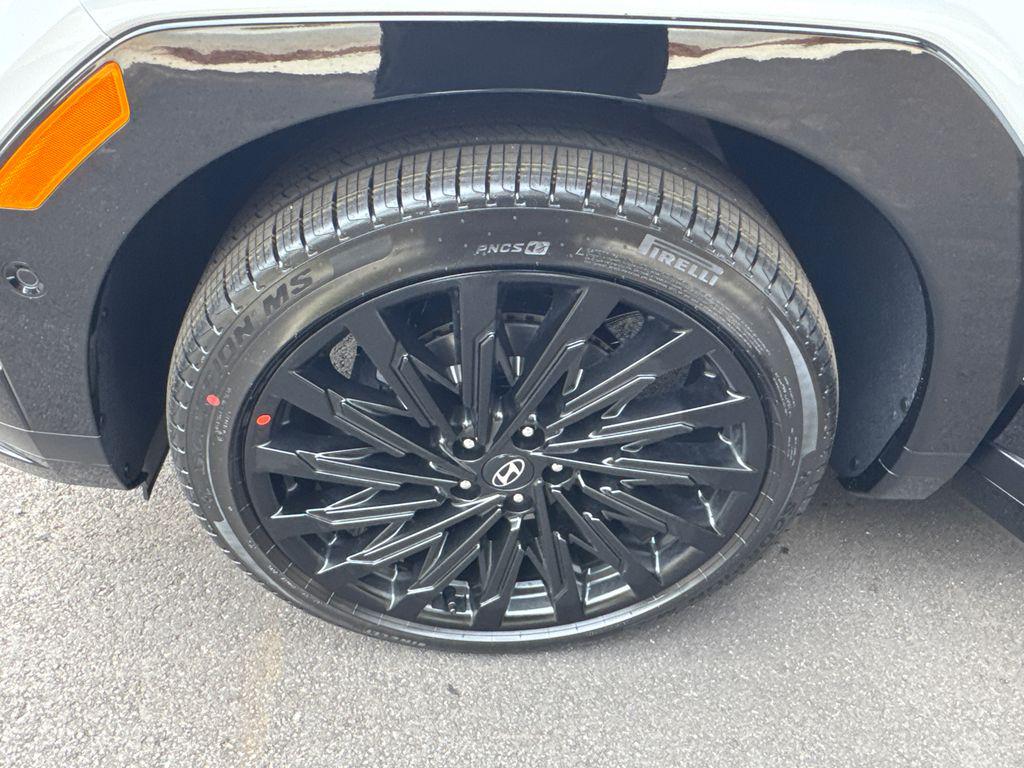 New 2026 White HYUNDAI Calligraphy FWD image 23