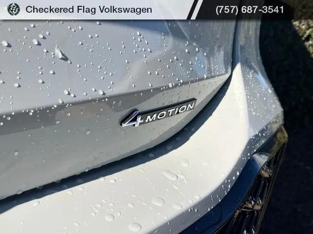 2026 Volkswagen Tiguan SE R-Line Black