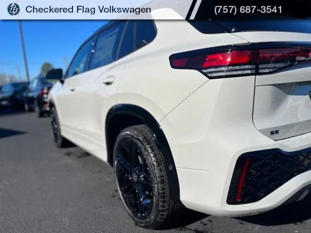 2026 Volkswagen Tiguan SE R-Line Black