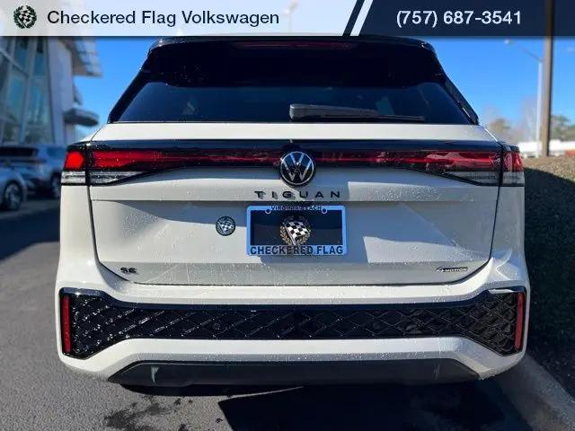 2026 Volkswagen Tiguan SE R-Line Black