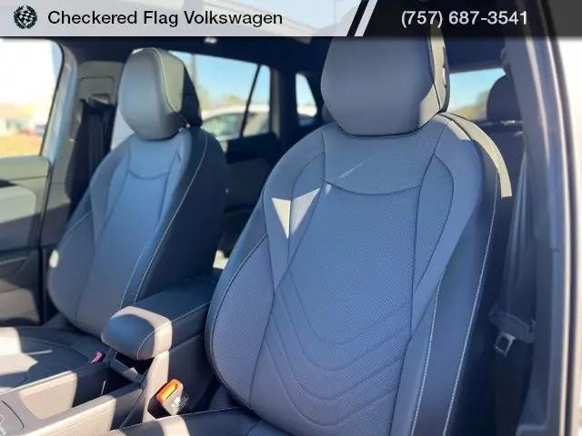 2026 Volkswagen Tiguan SE R-Line Black
