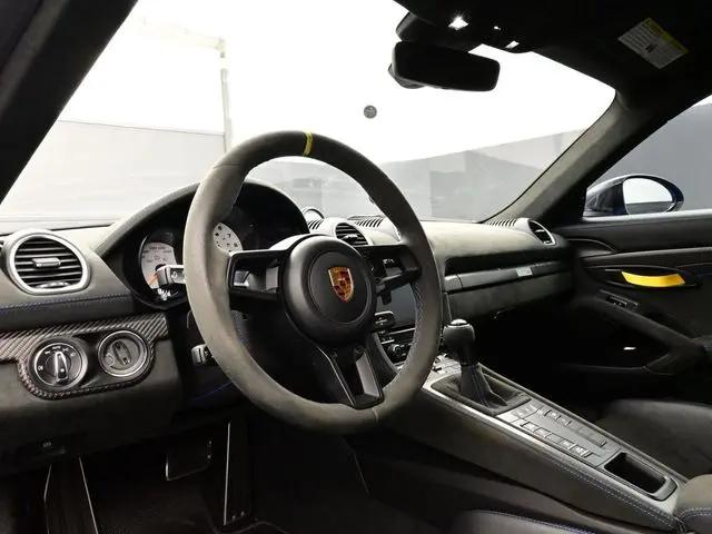 2023 Porsche 718 Cayman GT4 RS
