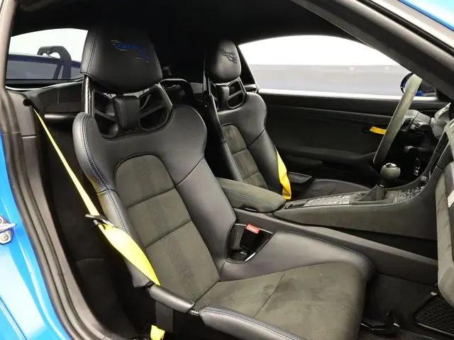 2023 Porsche 718 Cayman GT4 RS