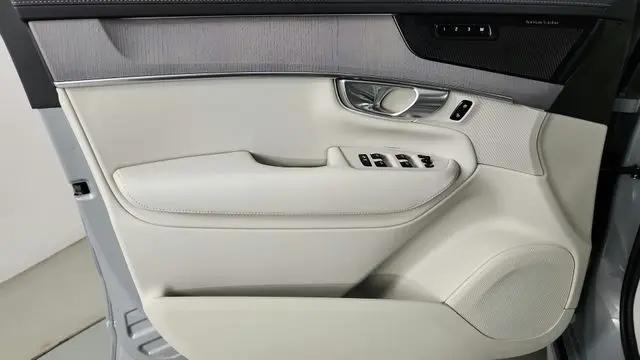 2026 Volvo XC90 Plug-In Hybrid Ultra, T8 AWD, Electric/Gasoline, Bright, 7 Seats